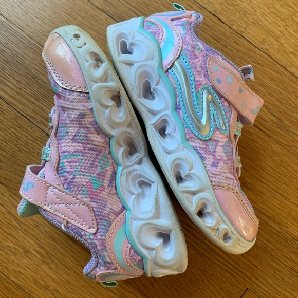 skechers lighting shoes